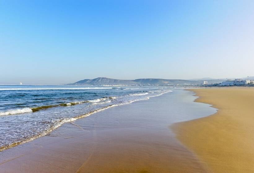 هتل Iberostar Waves Founty Beach - All Inclusive
