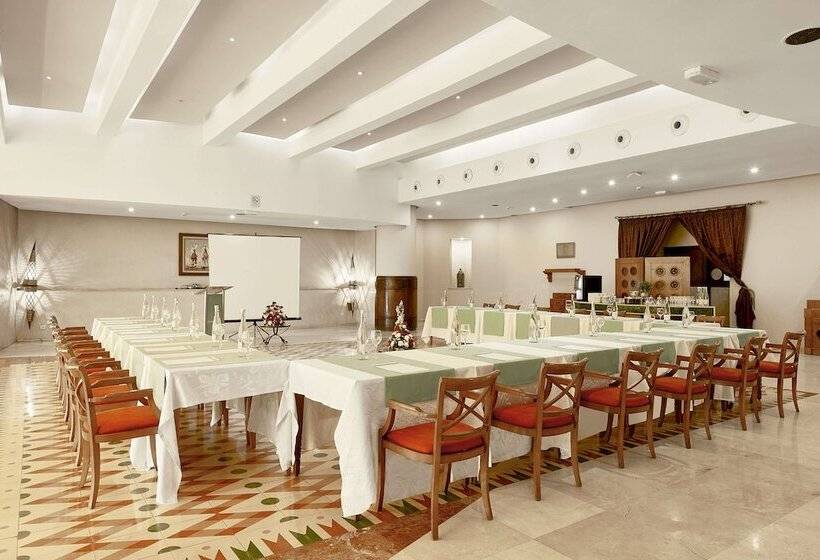 هتل Iberostar Waves Founty Beach - All Inclusive