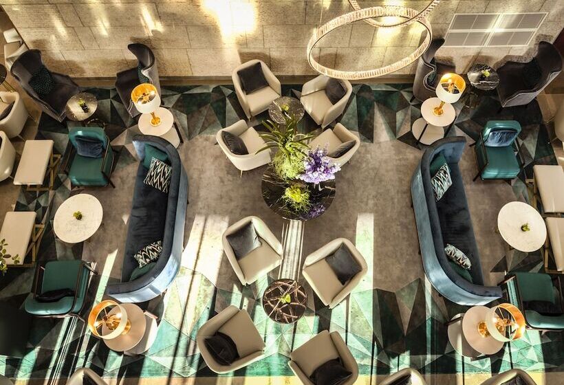 هتل Intercontinental Warszawa, An Ihg