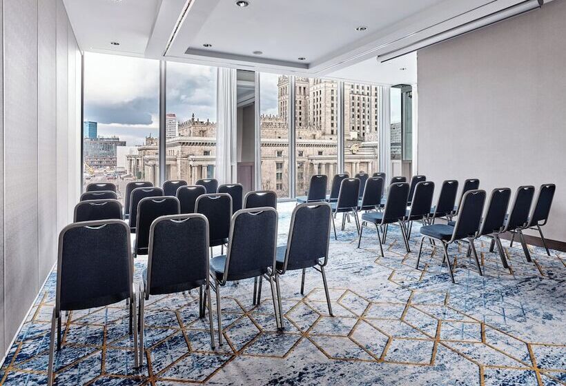 هتل Intercontinental Warszawa, An Ihg