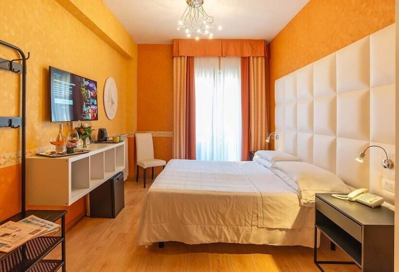 Fotos del hotel Jane:  3