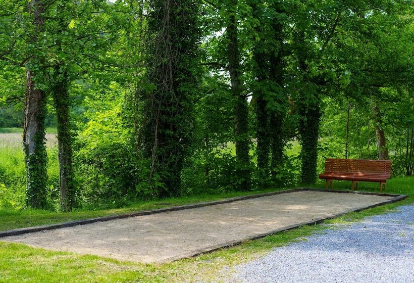 فندق Les Jardins De La Molignee