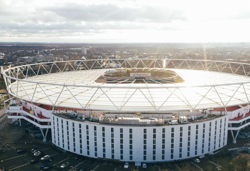 هتل Lindner  Leverkusen Bayarena, Part Of Jdv By Hyatt