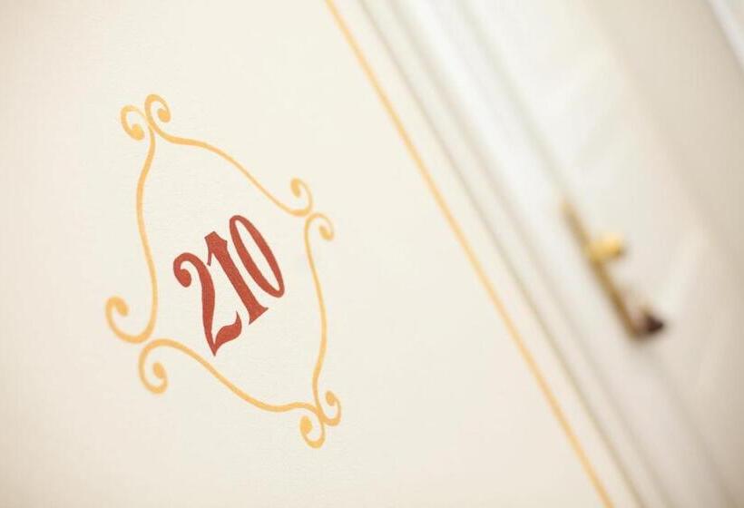 Fotos del hotel Louis Leger:  13