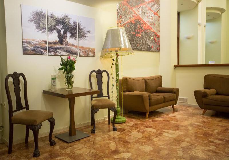 Fotos del hotel Marina:  9