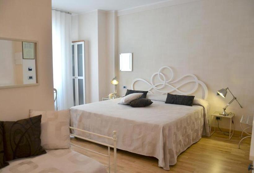 Fotos del hotel Mastino:  5 Fotos del hotel Mastino:  5