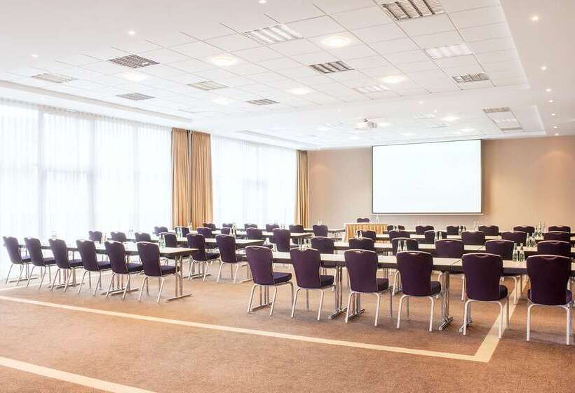 호텔 NH Dusseldorf City Nord