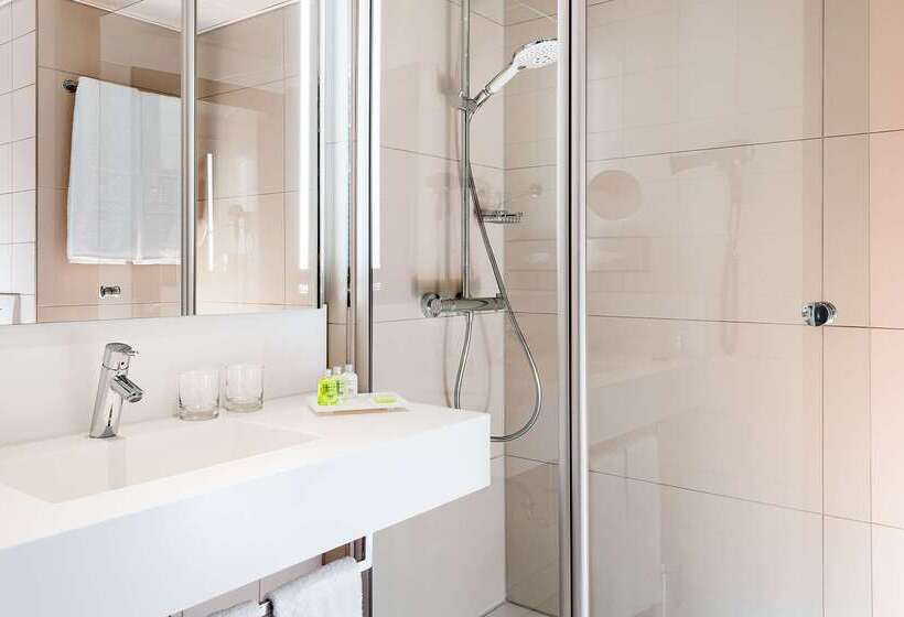 호텔 NH Dusseldorf City Nord