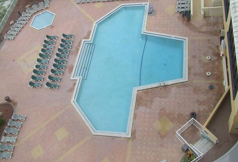 هتل Renaissance Daytona Beach Oceanfront