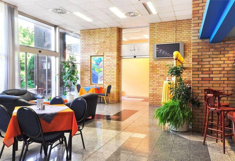 Fotos del hotel Olympik Tristar:  37