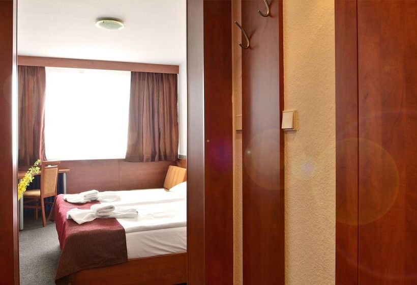 Fotos del hotel Olympik Tristar:  9