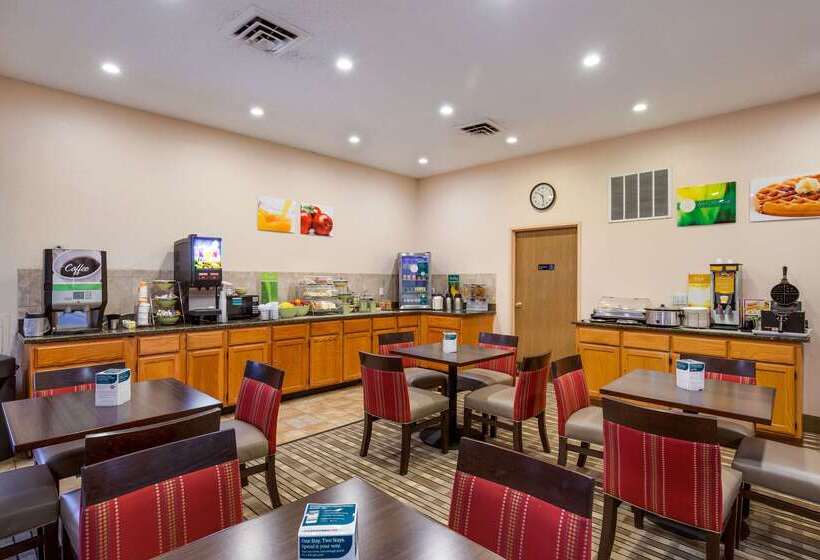 Hotel Quality Inn I70 Near Kansas Speedway