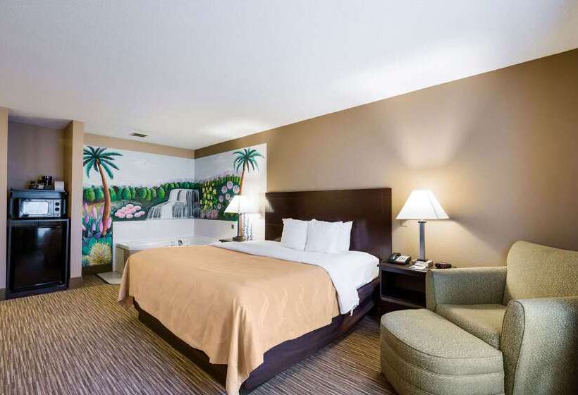 هتل Quality Inn I70 Near Kansas Speedway
