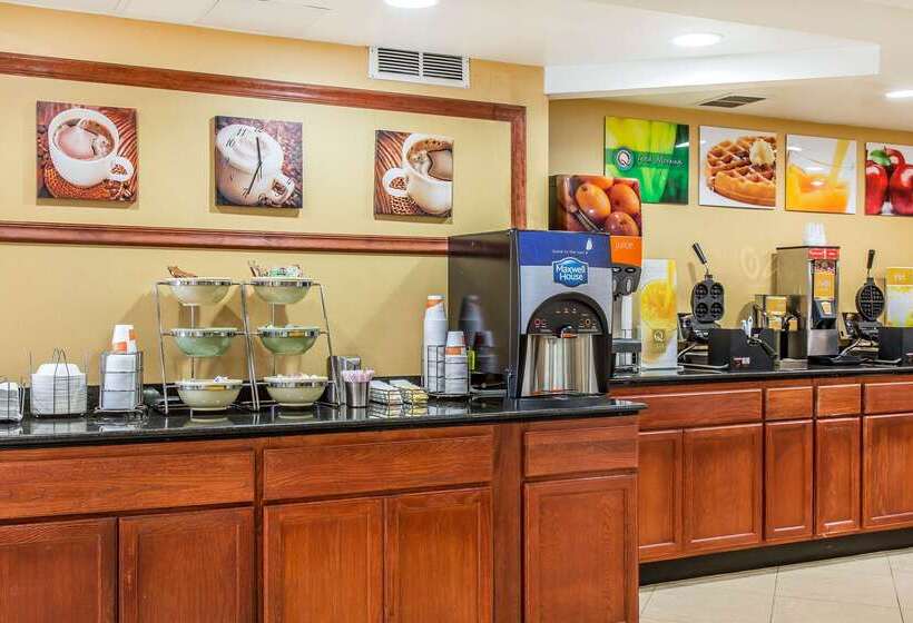 هتل Quality Inn & Suites Middletown  Newport