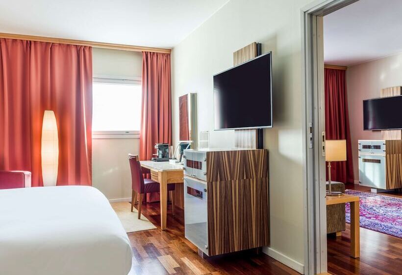 Fotos del hotel Radisson Blu Airport Terminal:  2