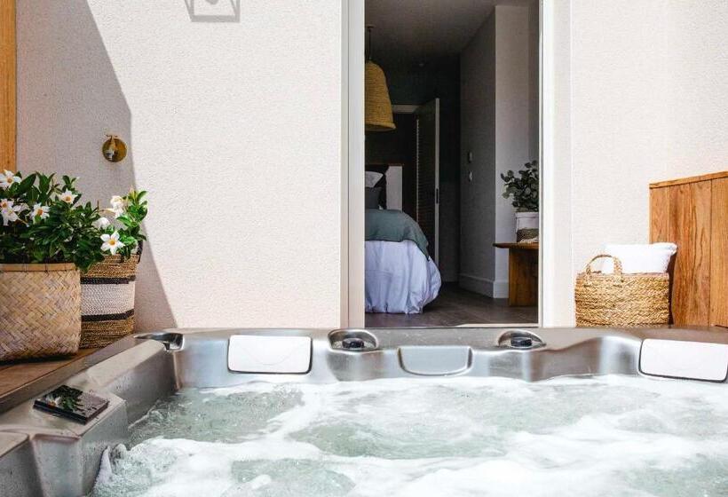 هتل Relais Et Chateaux Thalasso & Spa Ile De La Lagune