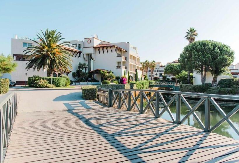 هتل Relais Et Chateaux Thalasso & Spa Ile De La Lagune