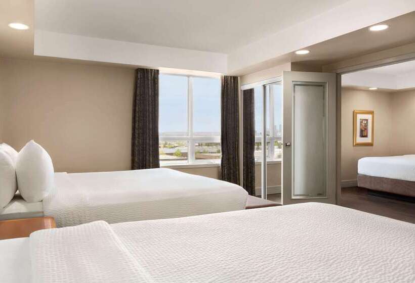 Royal Hotel Calgary, Trademark Collection By Wyndham