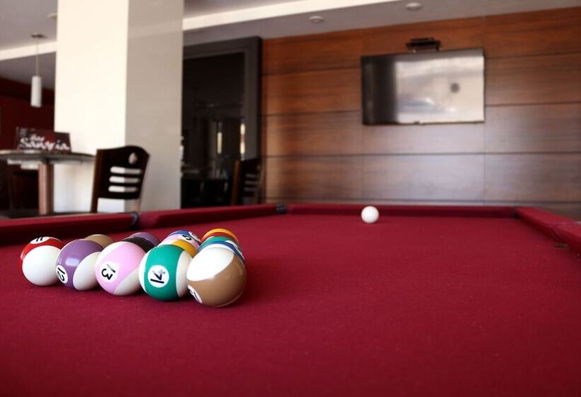 בית מלון כפרי Sj Executive   San Juan Curitiba