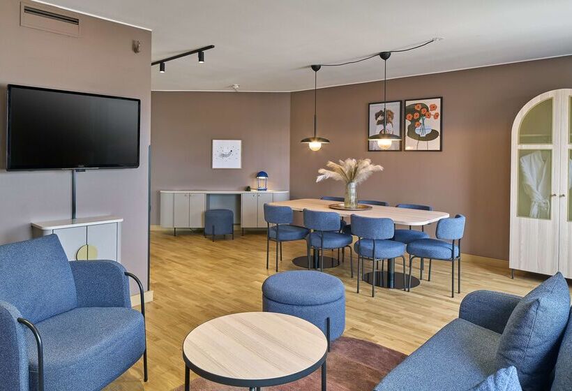هتل Scandic Star Sollentuna