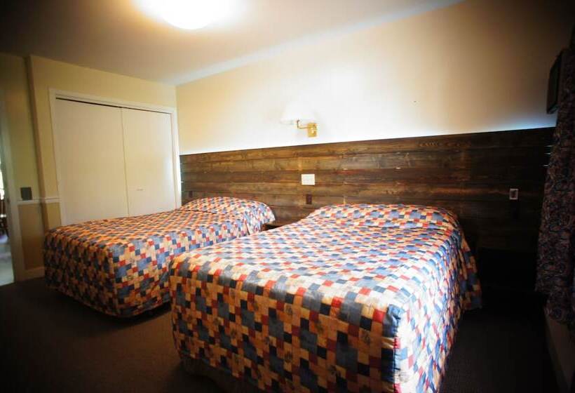 هتل Silverwood Inn & Suites