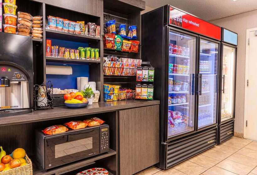 בית מלון כפרי Sonesta Simply Suites Oklahoma City Airport