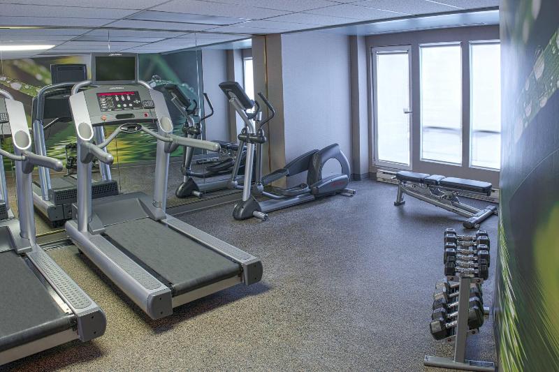 هتل Springhill Suites By Marriott Old Montreal