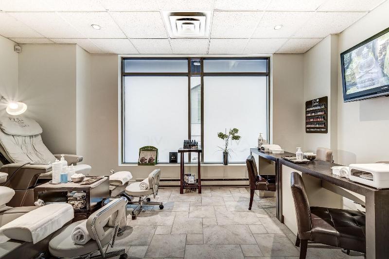 هتل Springhill Suites By Marriott Old Montreal