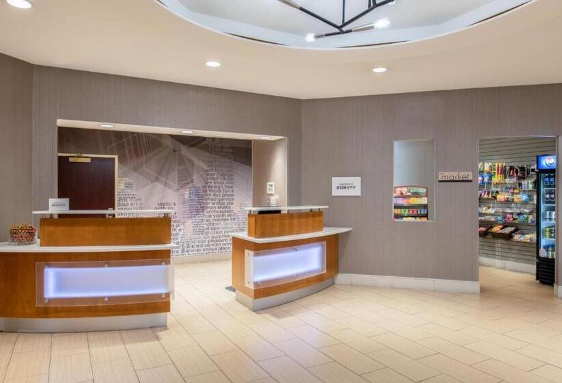 هتل Springhill Suites Portland Airport