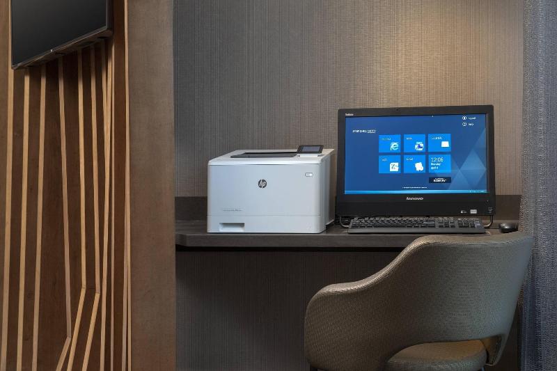 هتل Springhill Suites By Marriott Portland Hillsboro