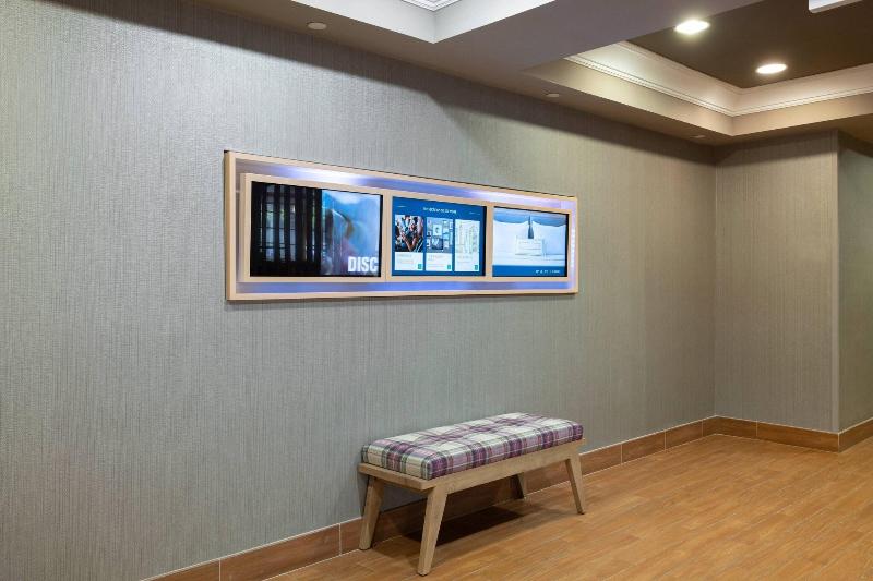 هتل Springhill Suites By Marriott Williamsburg
