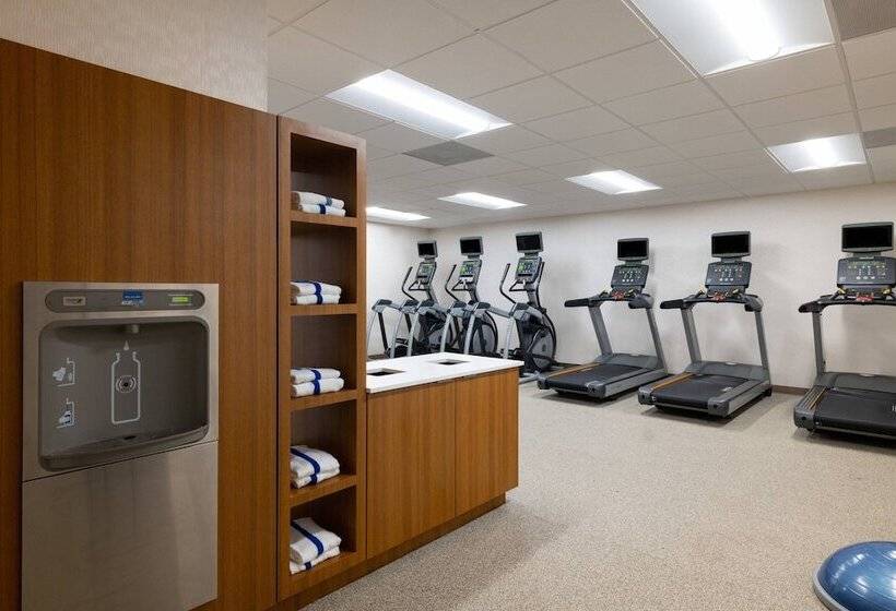 هتل Springhill Suites By Marriott Williamsburg