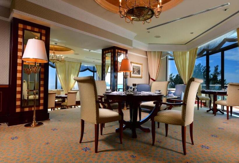 هتل The Empire Brunei
