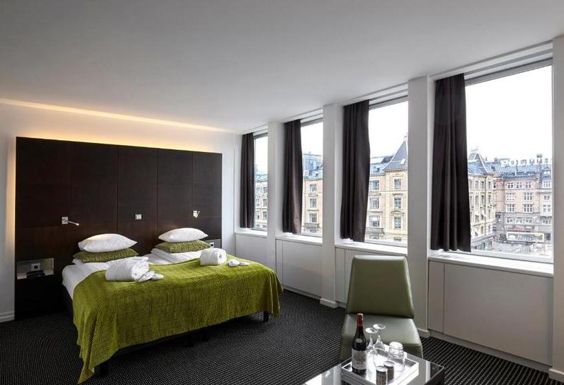 Fotos del hotel The Square:  5