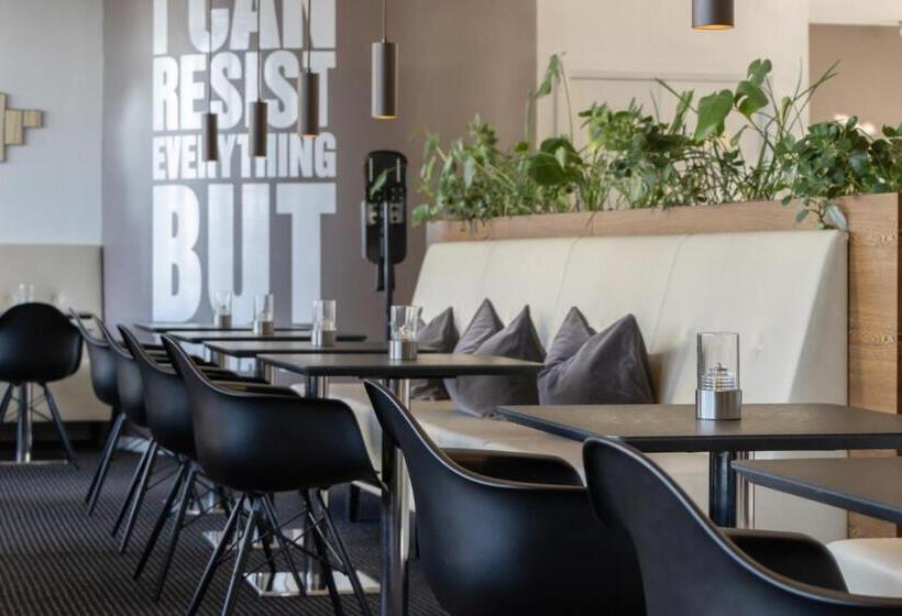 Fotos del hotel The Square:  12