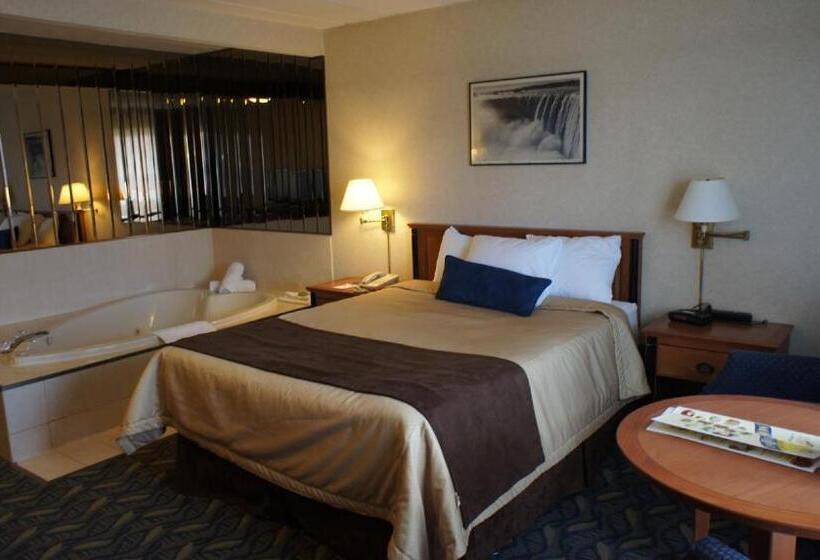 ホテル Travelodge By Wyndham Niagara Falls At The Falls