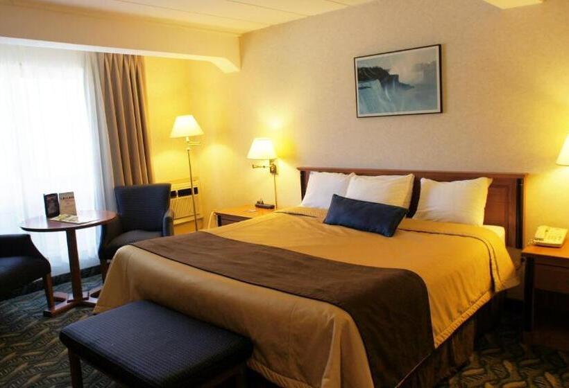 هتل Travelodge By Wyndham Niagara Falls At The Falls