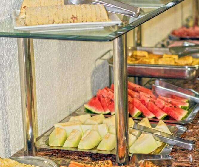 اقامتگاه Rede Andrade Coimbra