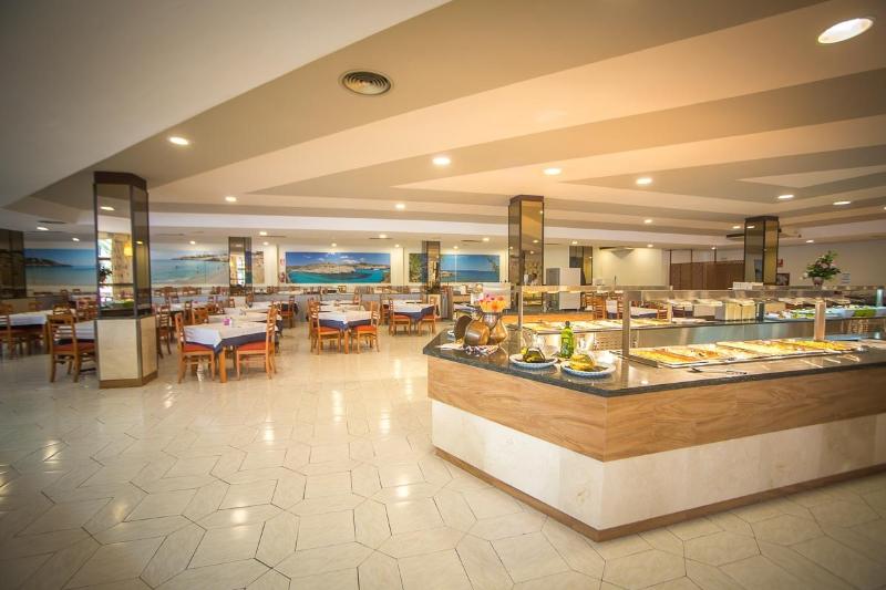 استراحتگاه Club Cala Romani