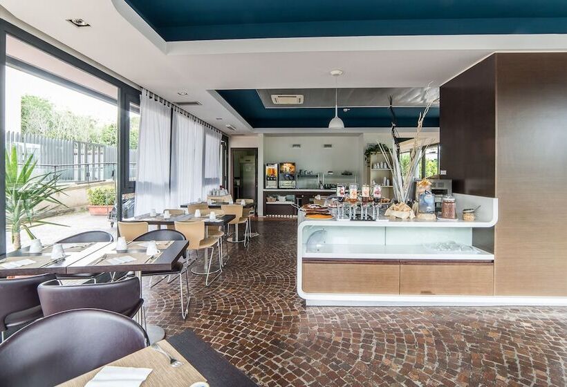 Fotos del hotel Sotel Nomentana:  11