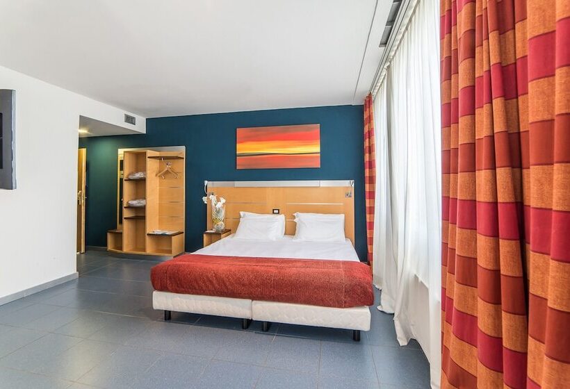 Fotos del hotel Sotel Nomentana:  2