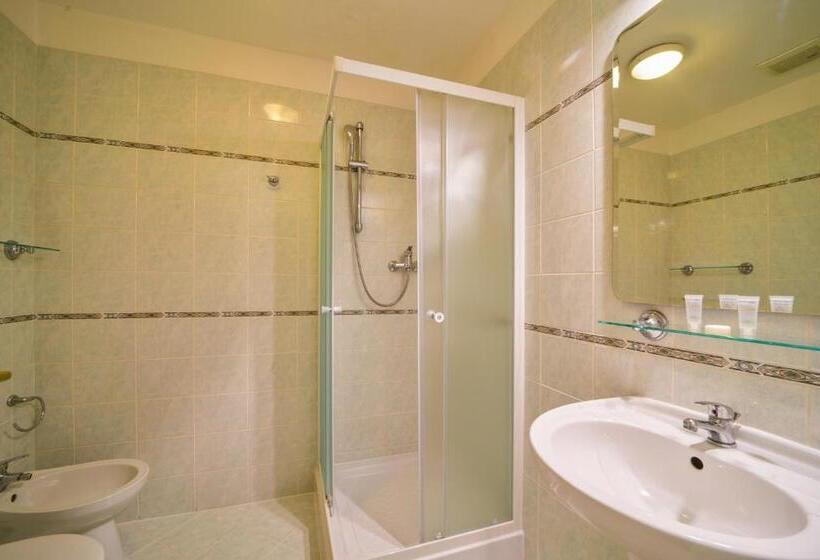 Fotos del hotel St George:  5