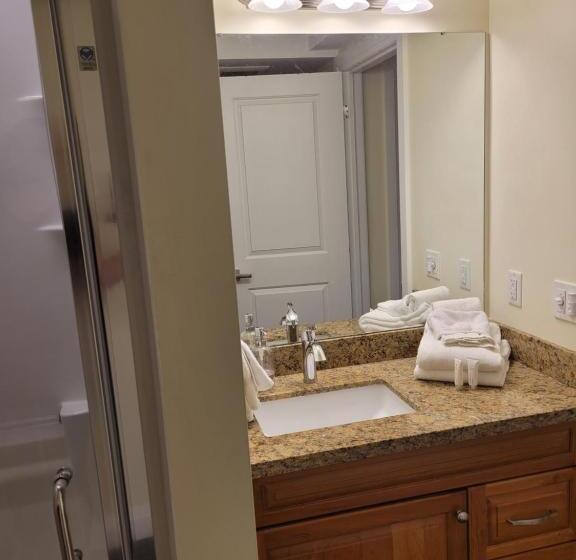 הוסטל Muskoka Lakes Hotel And Resorts