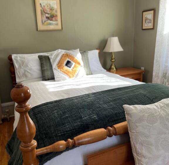 تختخواب و صبحانه Stirling House