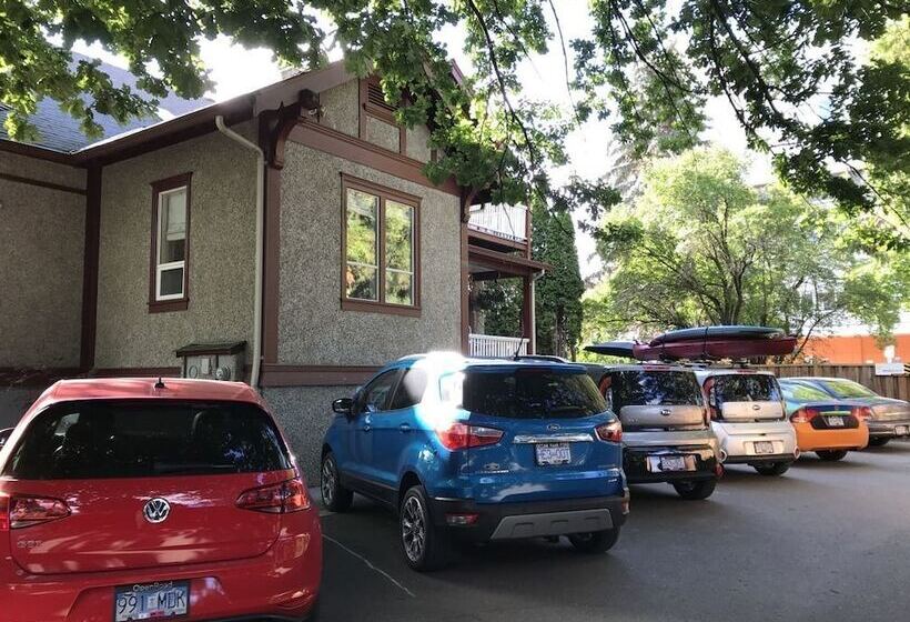 تختخواب و صبحانه Stirling House