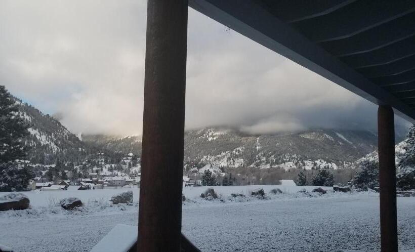 호텔 Alpine Moose Lodge