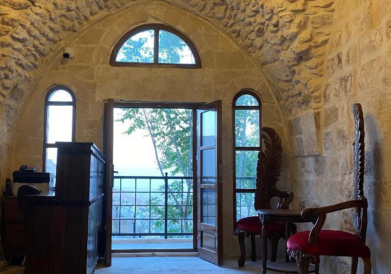 Fairouz Otel