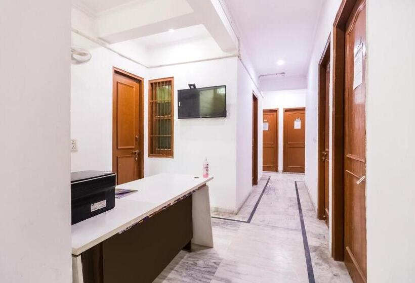 Hotel Flagship Maurya Residency