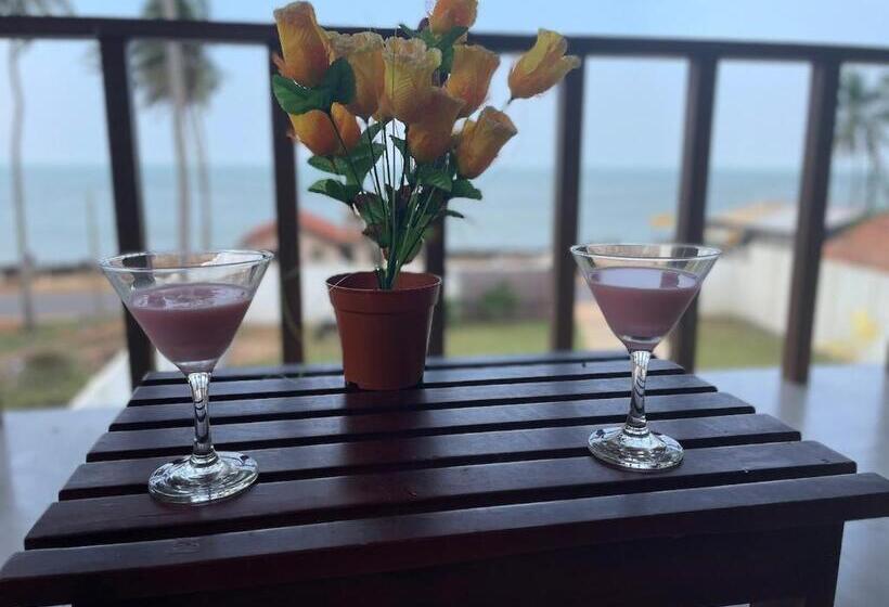 هتل Isamar Front Beach