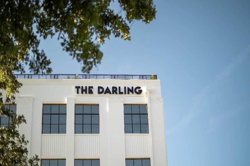 هتل The Darling